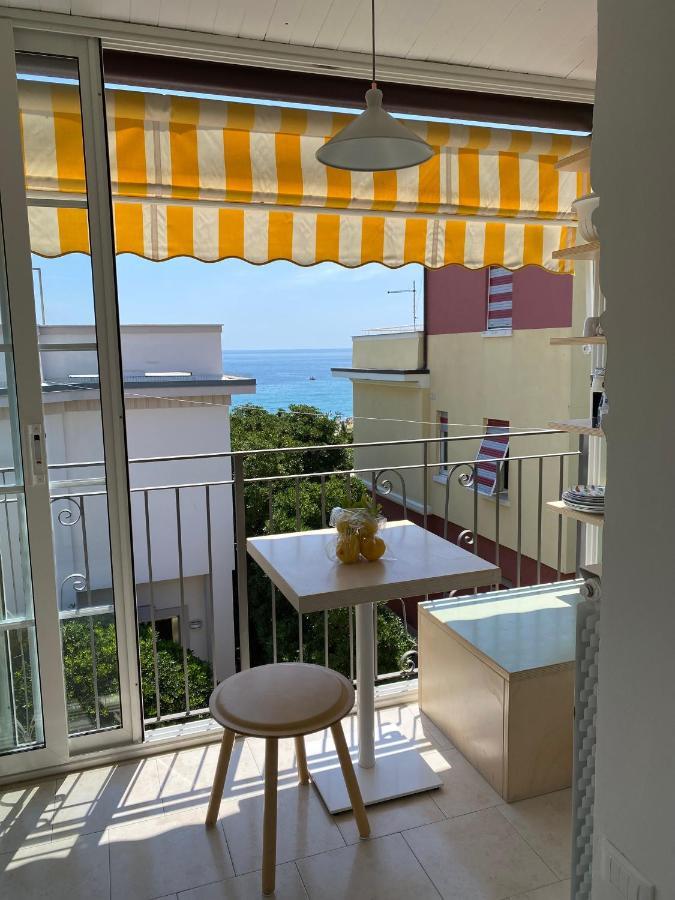 Residence Villa Ombrosa 스포토르노 외부 사진